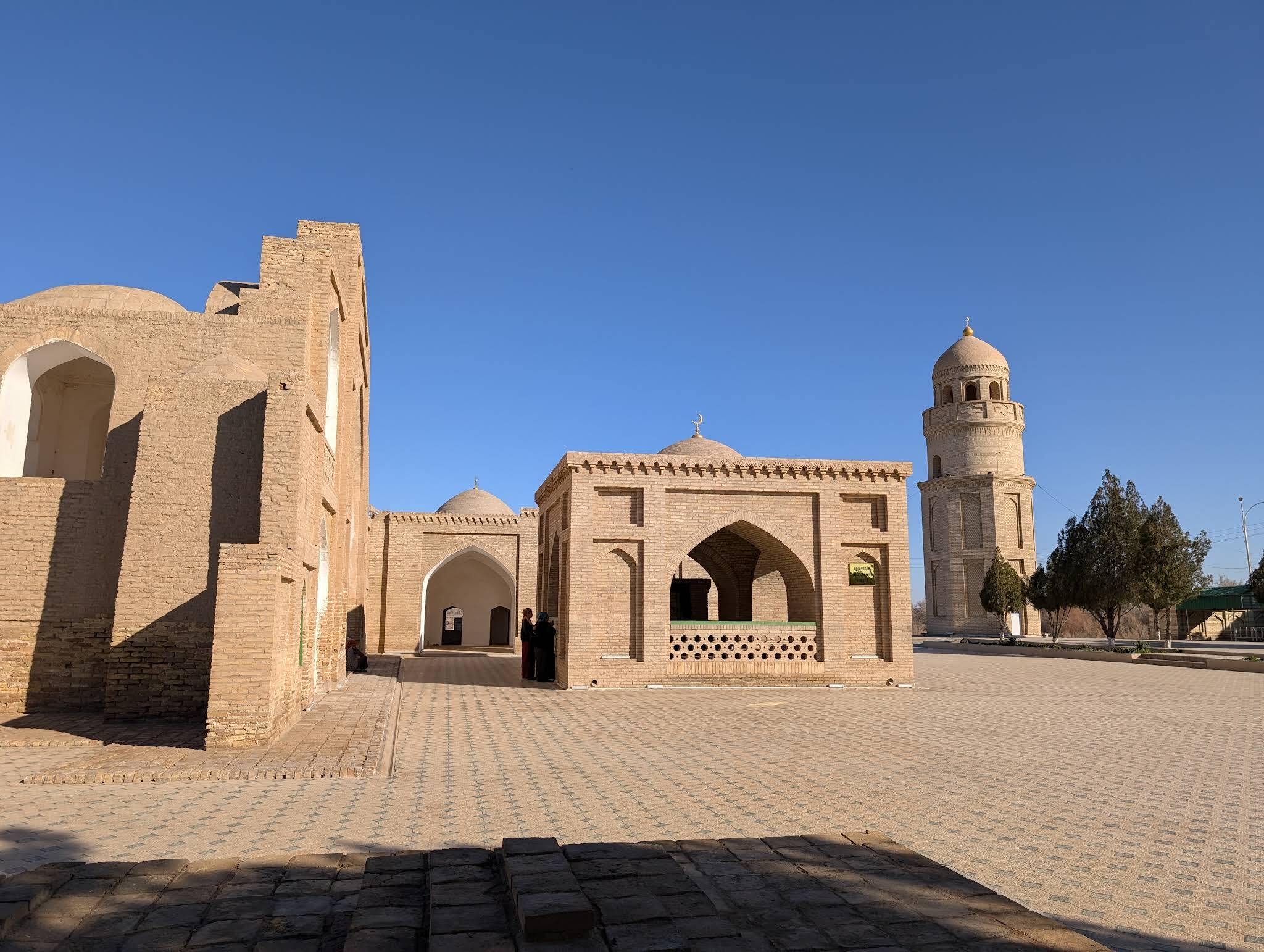 Historical tour from Iran to Uzbekistan 2